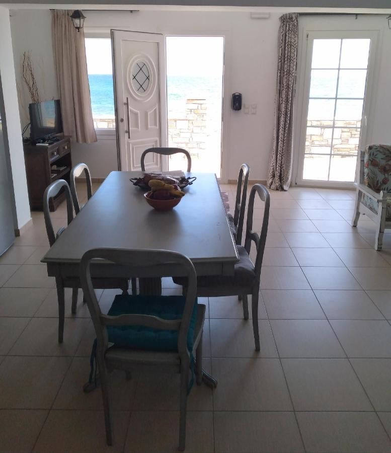 Appartement Albatross Seafront House à Naxos City Extérieur photo