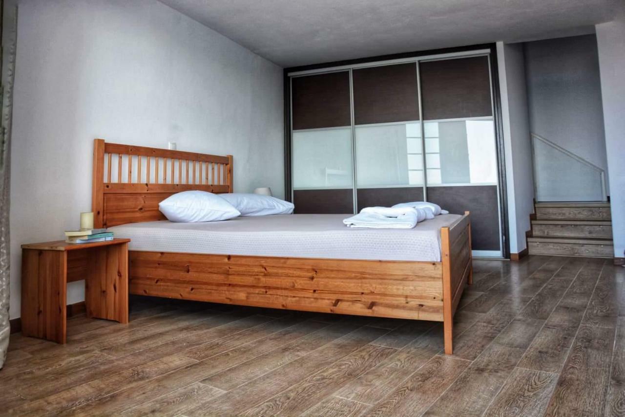 Appartement Albatross Seafront House à Naxos City Extérieur photo